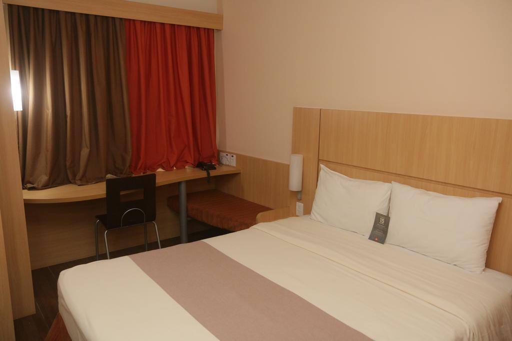Ibis Feira De Santana Hotel Eksteriør billede